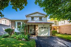 38 Kitsilano Crescent, Richmond Hill, ON L4C 5A5
