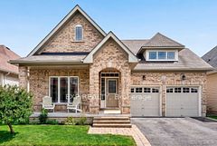 17 Wyndham Circle, Georgina, ON L0E 1R0