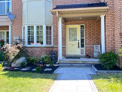23 Piera Gardens, Markham, ON L3R 5G8