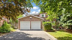 15 Rainey Court, Richmond Hill, ON L4C 9L4