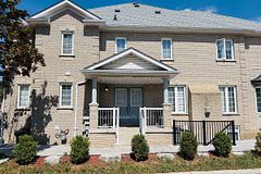 15 Benjamin Hood Crescent, Vaughan, ON L4K 5M3