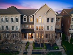 15 Poetry Drive, Vaughan, ON L4H 3P8