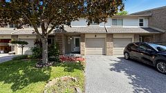 70 Knightsbridge Way 33, Markham, ON L3P 3W5
