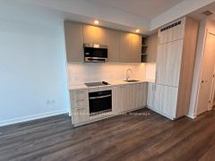 5 Meadowdale Road 1103, Vaughan, ON L4K 0C7