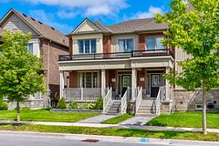 23 Carratuck Street, East Gwillimbury, ON L9N 0L6