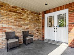 157 Bilbrough Street, Aurora, ON L4G 7X1