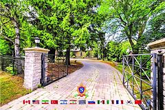 318 Centre Street, Vaughan, ON L4E 3L6