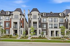 8A McCachen Street, Richmond Hill, ON L4E 1L4