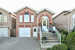 32 Smith Street, Bradford West Gwillimbury, ON L3Z 3C9