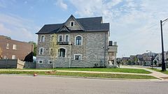 1 Hurst Avenue, Vaughan, ON L6A 4X6