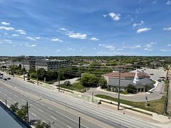 25 Water Walk Drive PH18, Markham, ON L6G 0G3