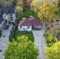 126 Weldrick Road W Main, Richmond Hill, ON L4C 3V1