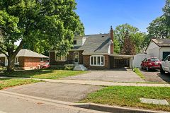 83 Lundy's Lane Main & 2nd, Newmarket, ON L3Y 3R9