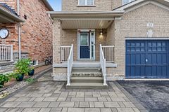 39 Naylor Drive, Bradford West Gwillimbury, ON L3Z 0K1