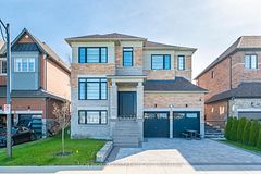 147 Bethpage Crescent, Newmarket, ON L3X 0M2