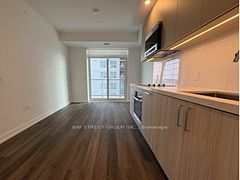 5 Meadowdale Road 1407, Vaughan, ON L4K 0C7