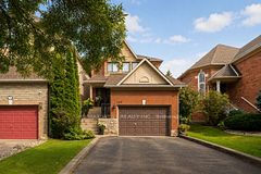 149 Deerglen Terrace, Aurora, ON L4G 6Y4