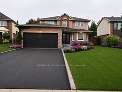 187 Glenway Circle, Newmarket, ON L3Y 7S5