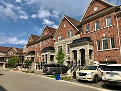 86 Mack Clement Lane, Richmond Hill, ON L4S 0G2