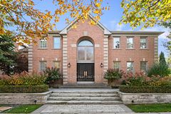 536 Village Parkway, Markham, ON L3R 9N5