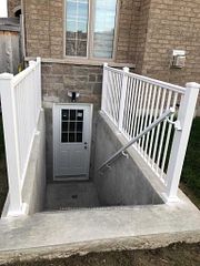 63 Deepwood (Bst) Crescent, East Gwillimbury, ON L9N 0P8