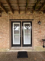 15 Lady Karen Crescent Bsmt, Vaughan, ON L6A 0X4