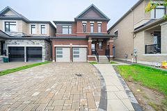17 Jinnah Avenue, Markham, ON L3S 0G2