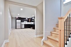 131 Romfield Circuit Lower, Markham, ON L3T 3H7