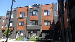 370C Red Maple Road 70, Richmond Hill, ON L4C 6P5