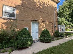 229 Zelda Crescent Lower, Richmond Hill, ON L4C 2Y7