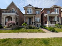 230 Paradelle Drive, Richmond Hill, ON L4E 0E4