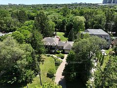 83 Elgin Street, Markham, ON L3T 1W7