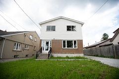 22 Elm Grove Avenue (BSMT), Richmond Hill, ON L4E 2T1