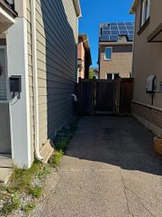 5 Raven Cross Avenue Coach house, Markham, ON L6B 0R1