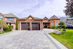 585 Holgate Circle, Newmarket, ON L3X 1V8