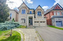 57 Strawbridge Farm Drive, Aurora, ON L4G 0L2