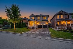 15 Arrowood Crescent, Vaughan, ON L4H 2R4