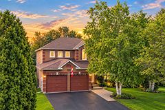 380 Alex Doner Drive, Newmarket, ON L3X 1E1