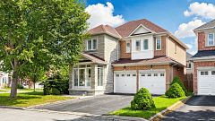 33 Amethyst Drive, Richmond Hill, ON L4S 2J8