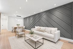 63 Walter Avenue MAIN, Newmarket, ON L3Y 2T4