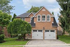 102 Edmund Seager Drive, Vaughan, ON L4J 4S8