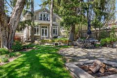 41 Kennedy Street W, Aurora, ON L4G 2L6