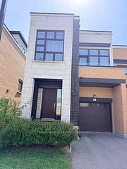 14 Causland Lane, Richmond Hill, ON L4S 0G5