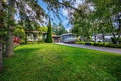 3211 Cowan Avenue, Innisfil, ON L9S 2K2