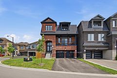 16 Great Railway Court, Vaughan, ON L4H 5E9
