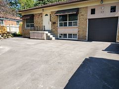 17 Maralim Road, Richmond Hill, ON L4C 2K6