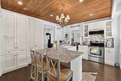 98 Essa Street, Bradford West Gwillimbury, ON L3Z 1P4