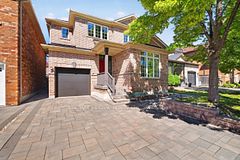 18 Davidoff Street, Markham, ON L6E 1P6