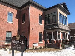 32 Wellington Street E 308, Aurora, ON L4G 1H5