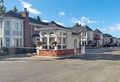 18 Clark Avenue 169, Vaughan, ON L4J 8J1